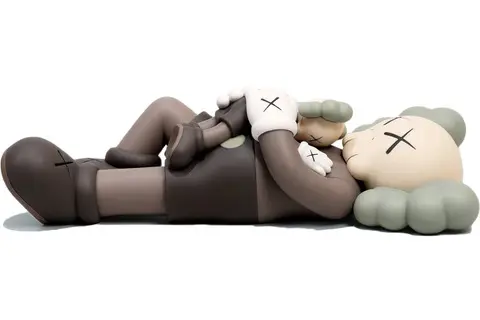 KAWS HOLIDAY SINGAPORE